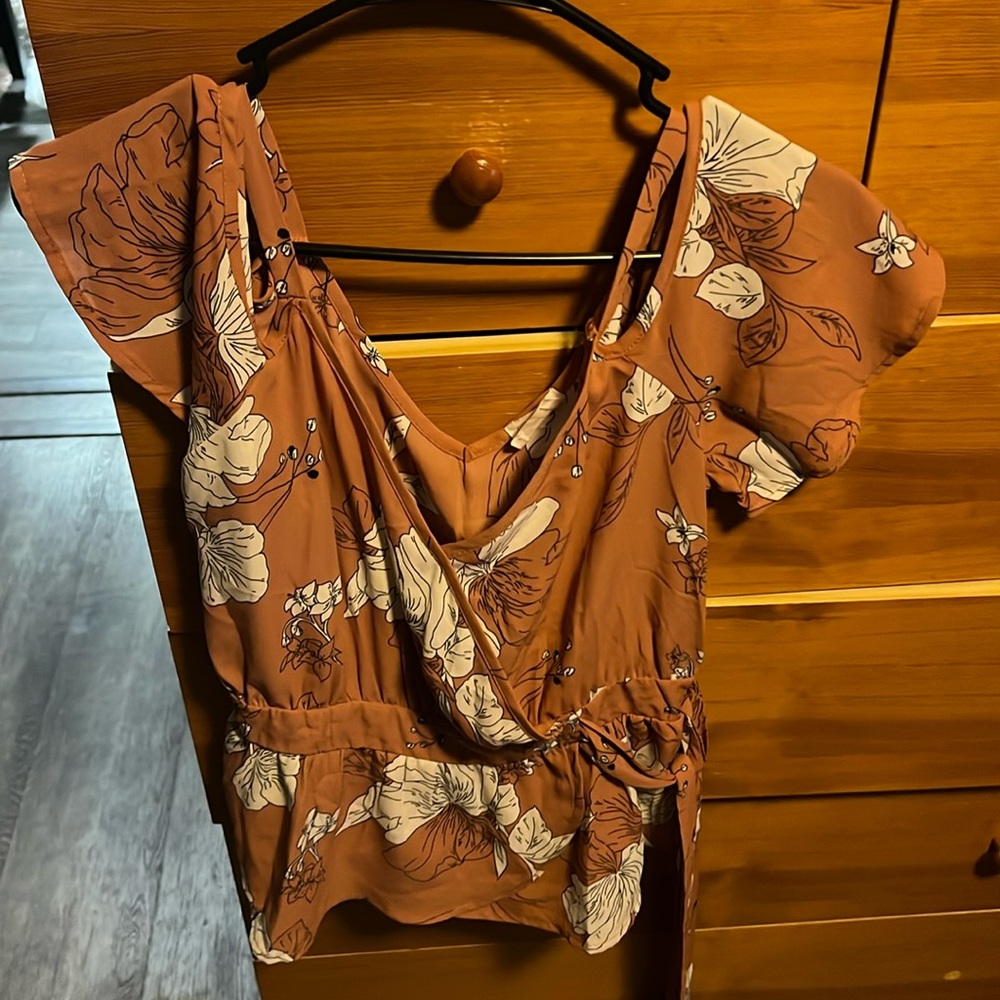 Coral floral cami strap and off the shoulder top